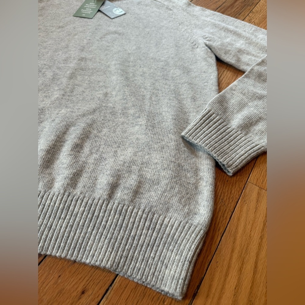 H&M Men's Light Gray Crew Neck Wool Blend Sweater Size L NWT - Picture 4 of 11